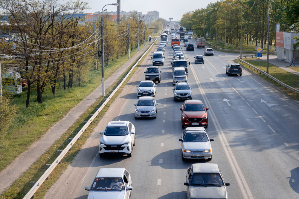 Григорьев-Апполонов из «Иванушек» раскрыл секрет, как объехать пробку ...
