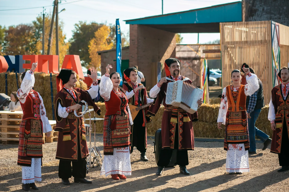 Фестиваль Александровская крепость в Усть-Лабинске. Фестиваль Александровская крепость фестиваль Усть-Лабинск. Фестиваль Александровская крепость в Усть-Лабинске 2022. Казачий фестиваль Усть-Лабинск.