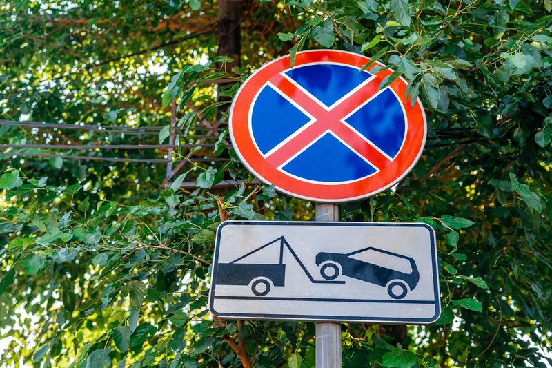 Эвакуаторы увезли 240 авто с улиц Краснодара за неделю - Кубань Информ